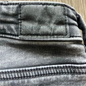 American Eagle Outfitters relaxed mom jogger